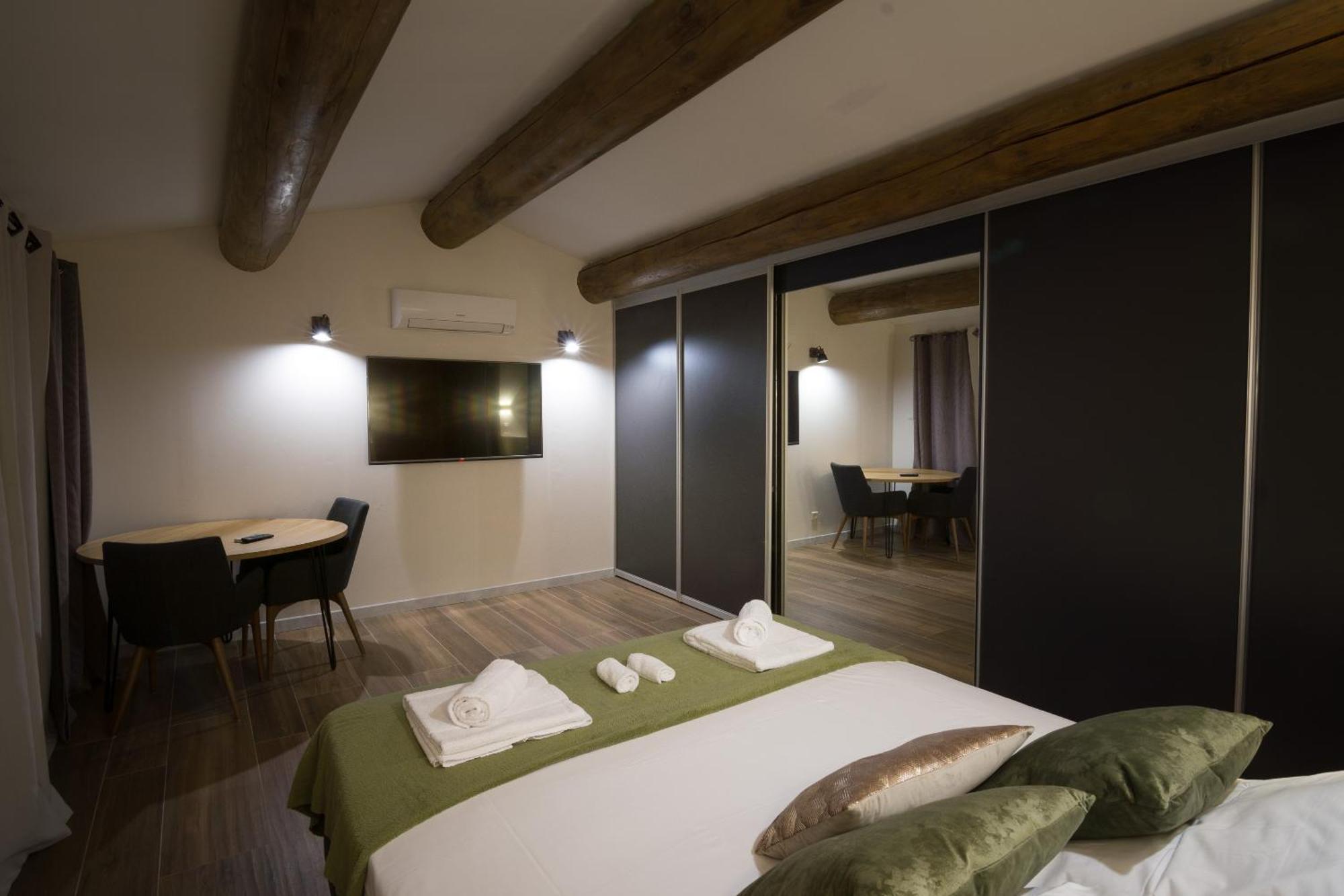 B&B Maison D'Hote Et Gite Mas D'Eymard Arles Pokój zdjęcie