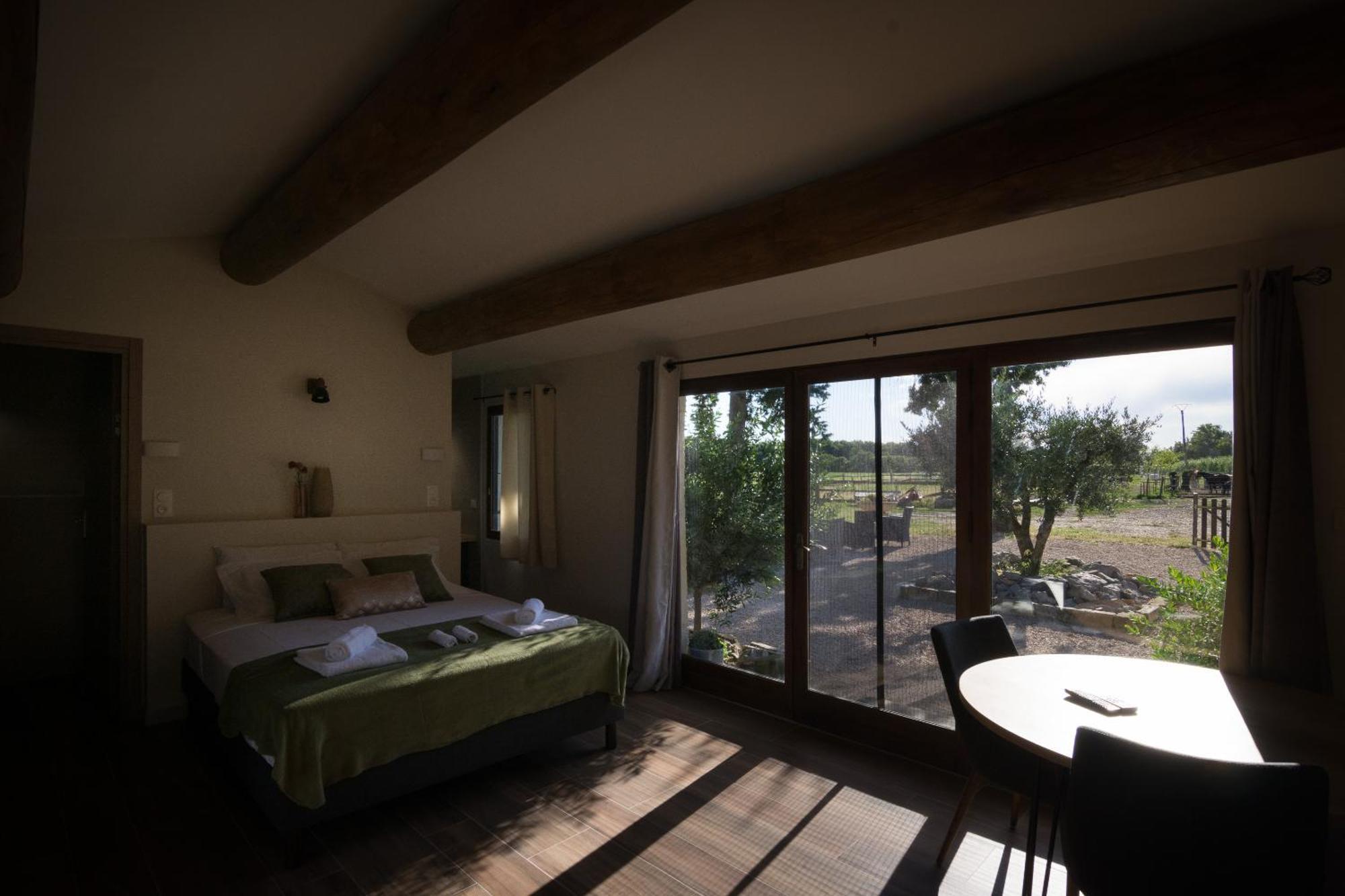 B&B Maison D'Hote Et Gite Mas D'Eymard Arles Pokój zdjęcie